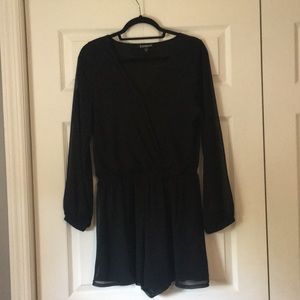 Black Express romper